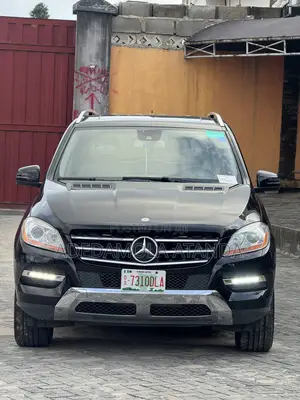 Mercedes-Benz M Class 2013 Black