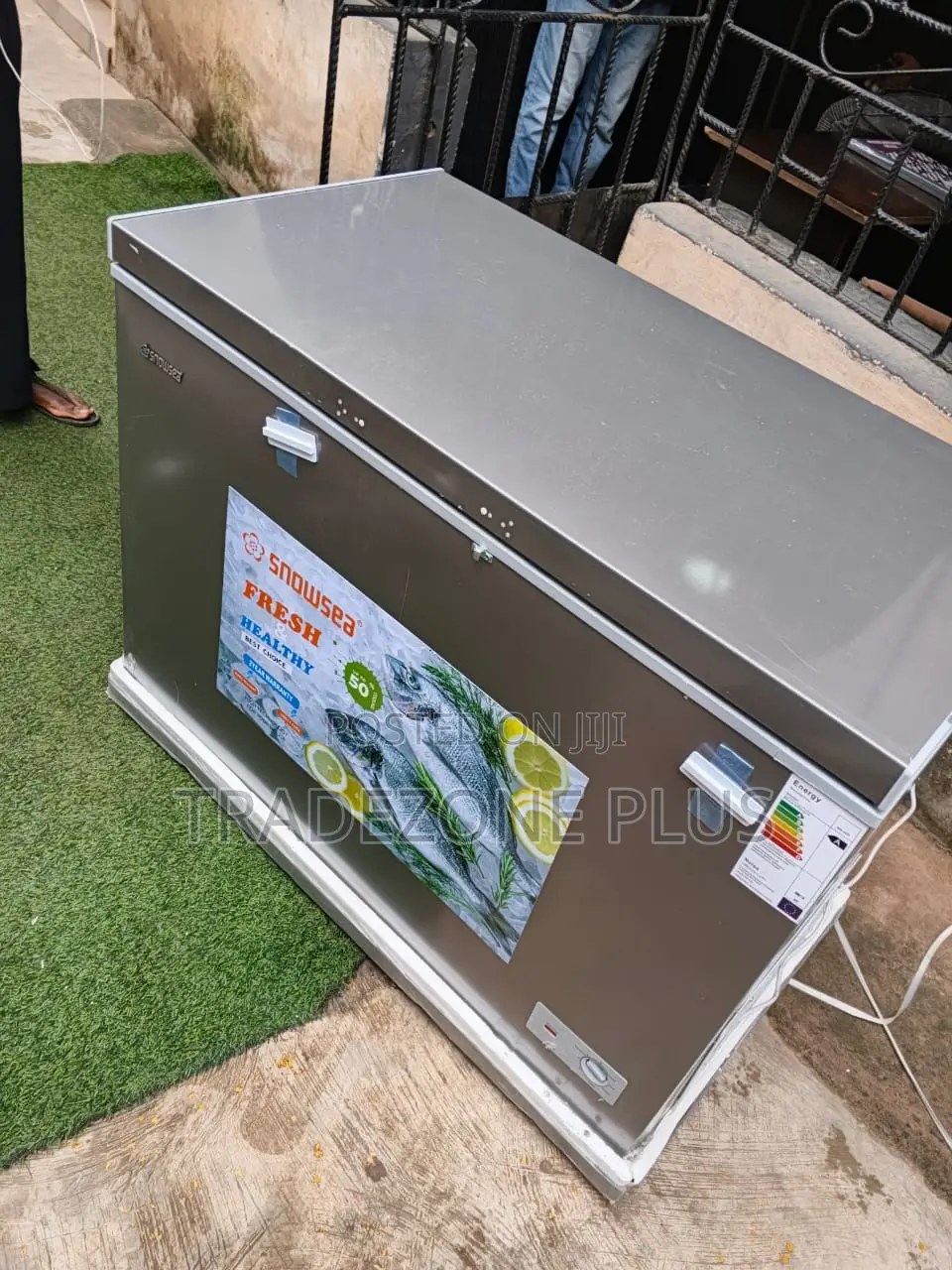 Snowsea Large-Size Chest Freezer 450L