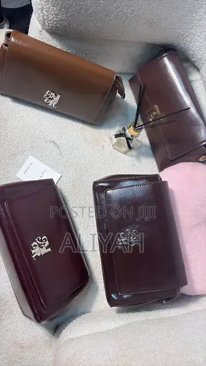Ladies’ Handbag