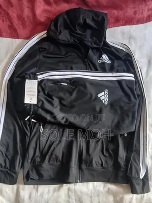 Quick Sales Branded Foreign Top and Bottom Classic Sports Wear
