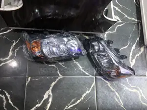 Toyota Headlamp Highlander 2005