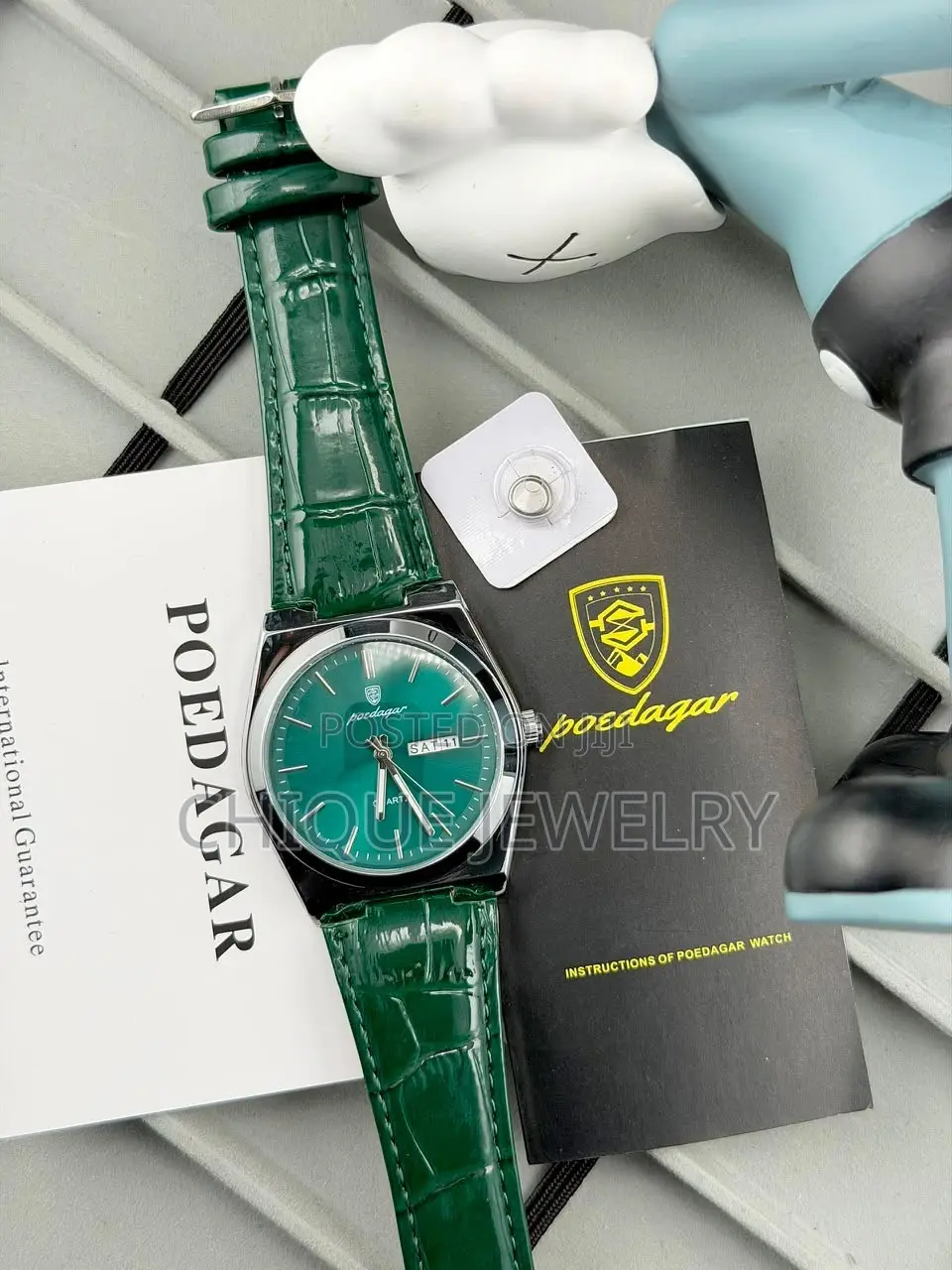 Poedagar Leather Watch