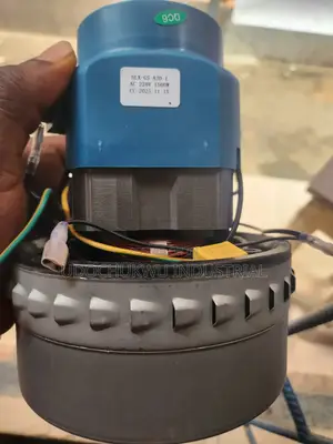 Engine Vacuum Cleaner