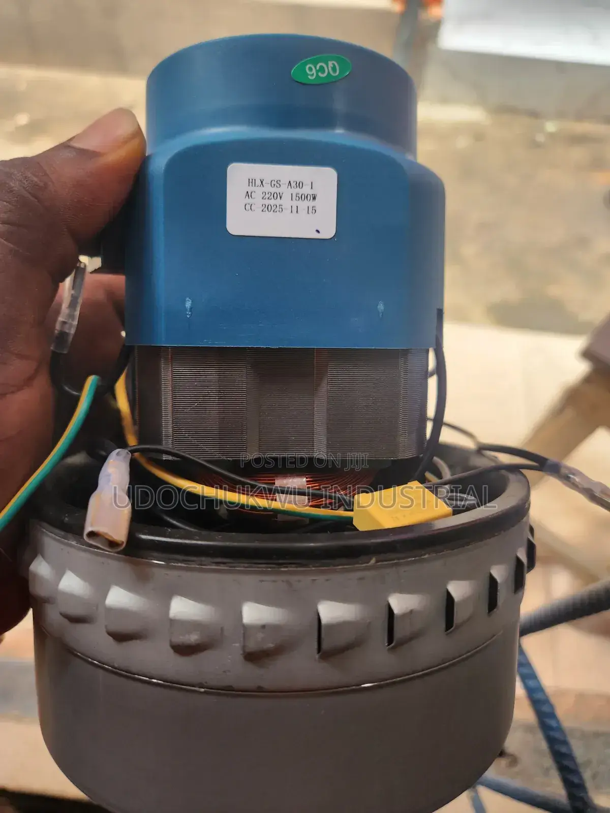 Engine Vacuum Cleaner