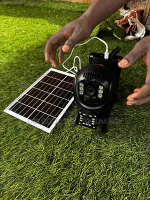 Eseecloud Hitech CCTV Ultra Hd Dual Lens Solar PTZ Cameras