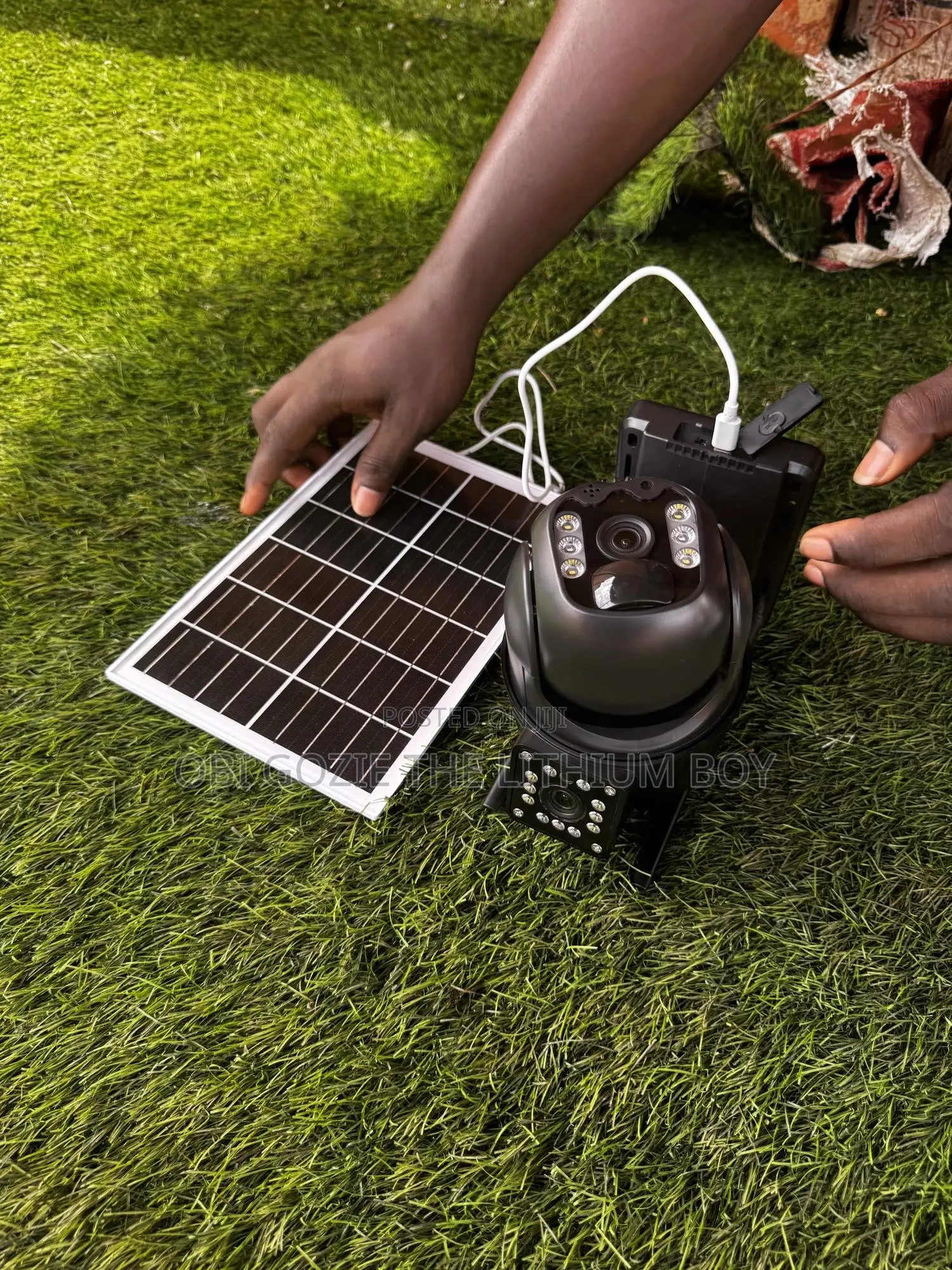 Eseecloud Hitech CCTV Ultra Hd Dual Lens Solar PTZ Cameras