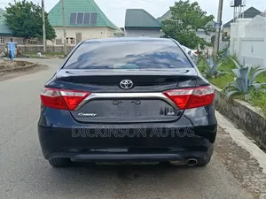 Toyota Camry 2017 Black