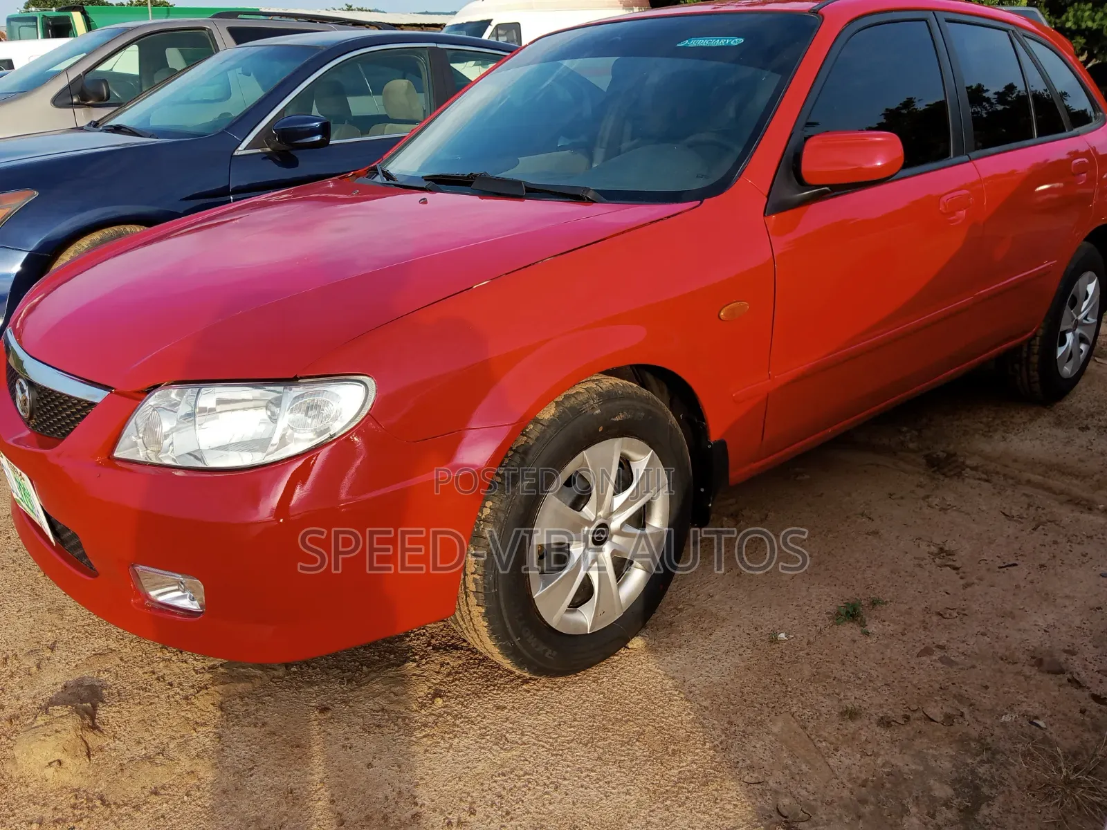 Mazda 323 2000 Red