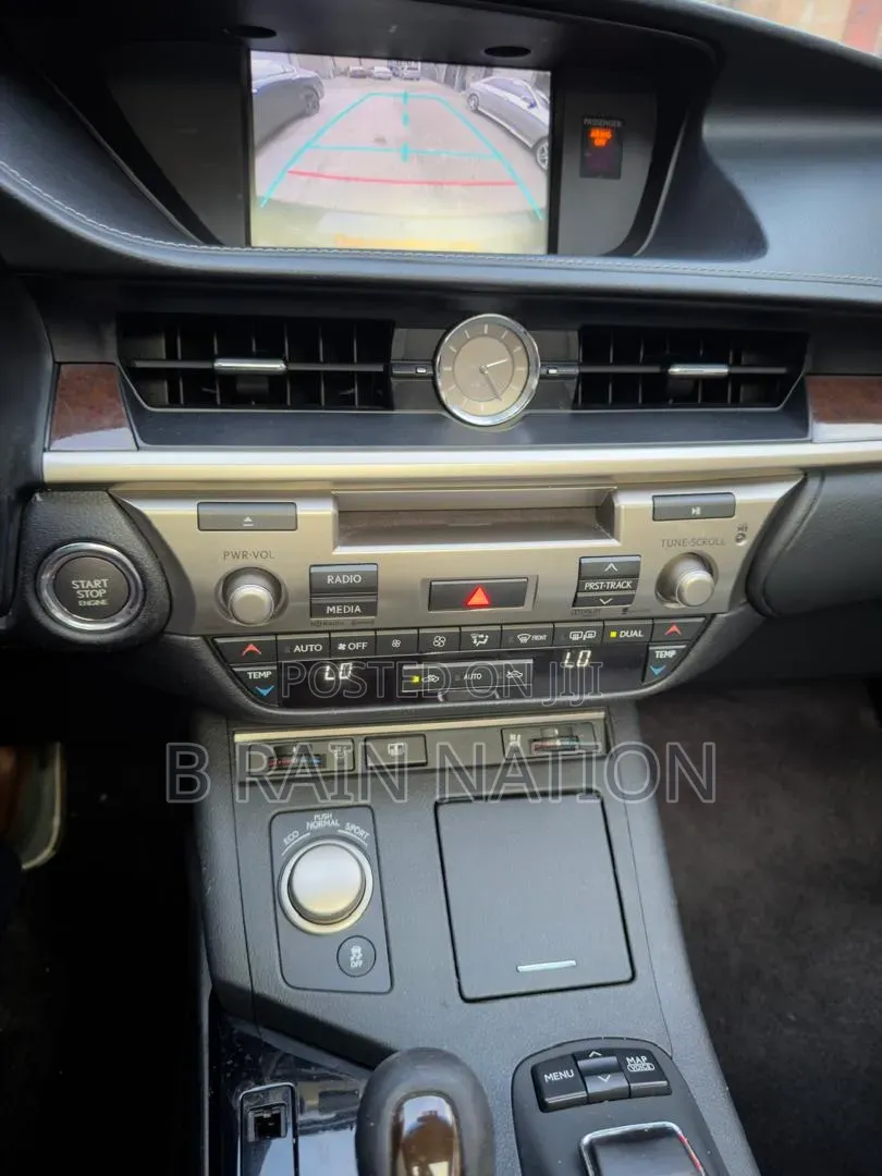 Lexus ES 2013 Blue