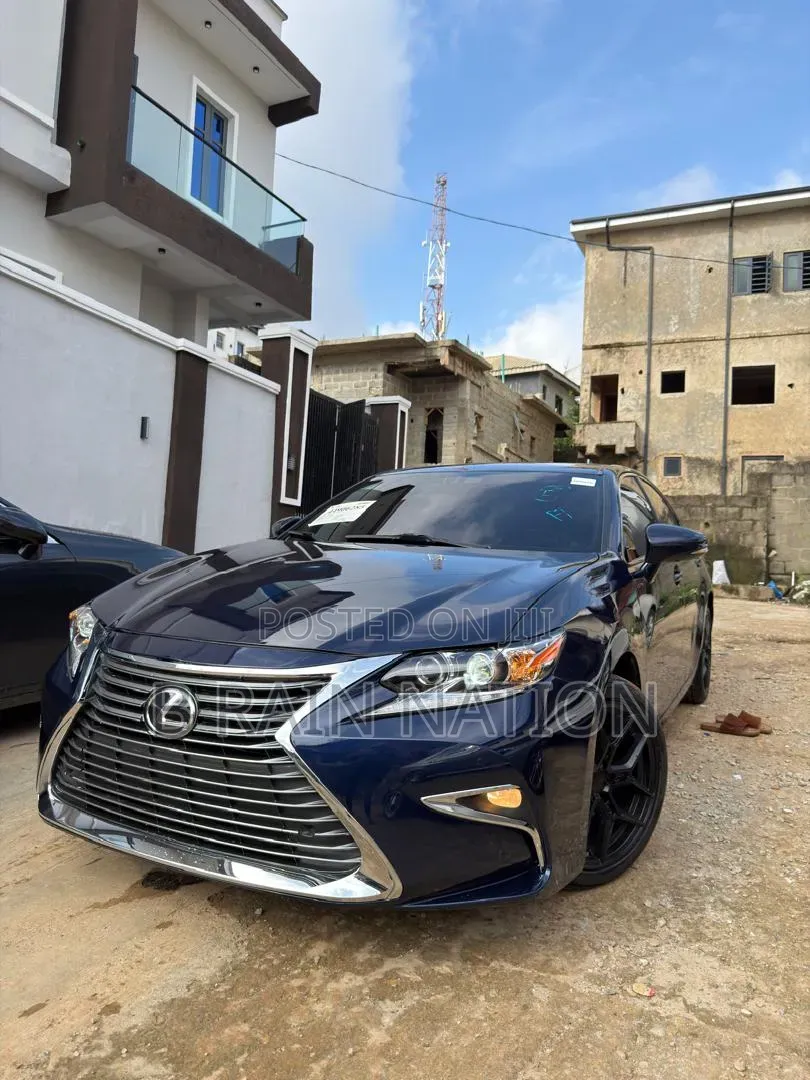 Lexus ES 2013 Blue