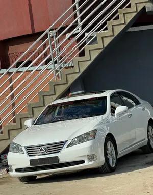 Lexus ES 350 2011 White