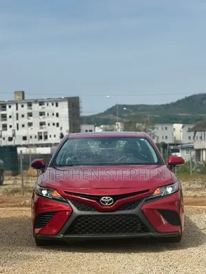 Toyota Camry 2020 Red