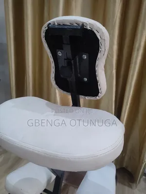 Foldable Adjustable Leather Massage Chair Equipment