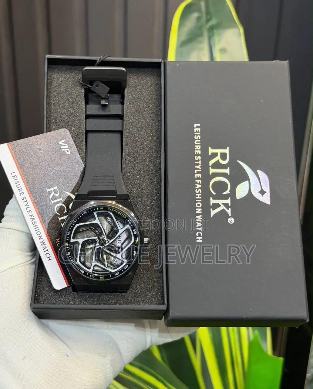 Rick Spinning Watch