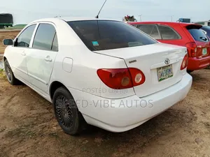 Toyota Corolla 2006 White