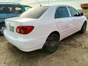 Toyota Corolla 2006 White