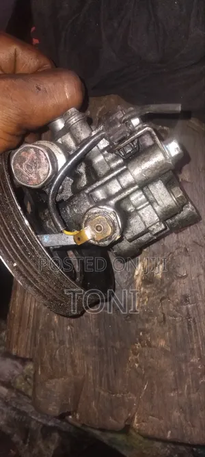 Power Stearing Pump for Dodge Caliba 2005