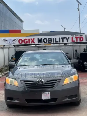 Toyota Camry 2006 Gray