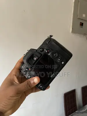 Nikon D7000