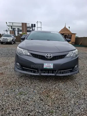Toyota Camry SE Sport 4dr Sedan (2.5L 4cyl 6A) 2014 Gray