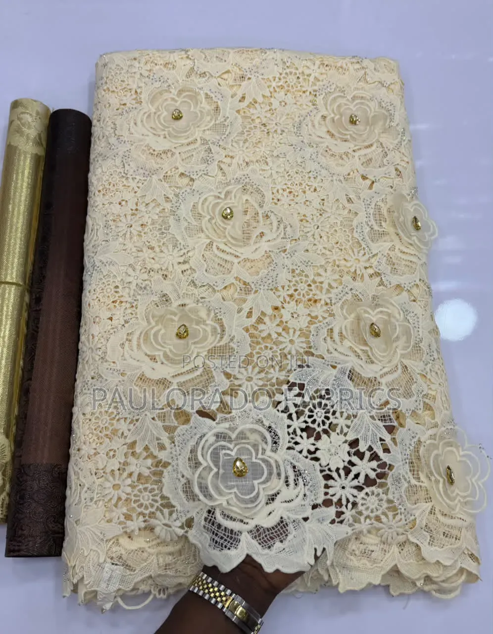 3D Swiss Lace