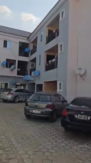 18bdrm Block of Flats in Kubwa for sale