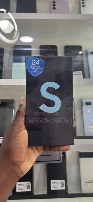 New Samsung Galaxy S22 5G 256 GB Green