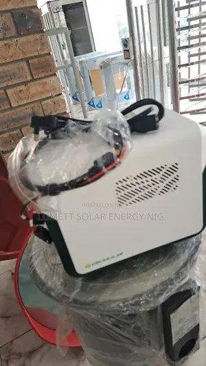 Cola 1000 Pro 1KWH 300W All-in-One Solar Generator