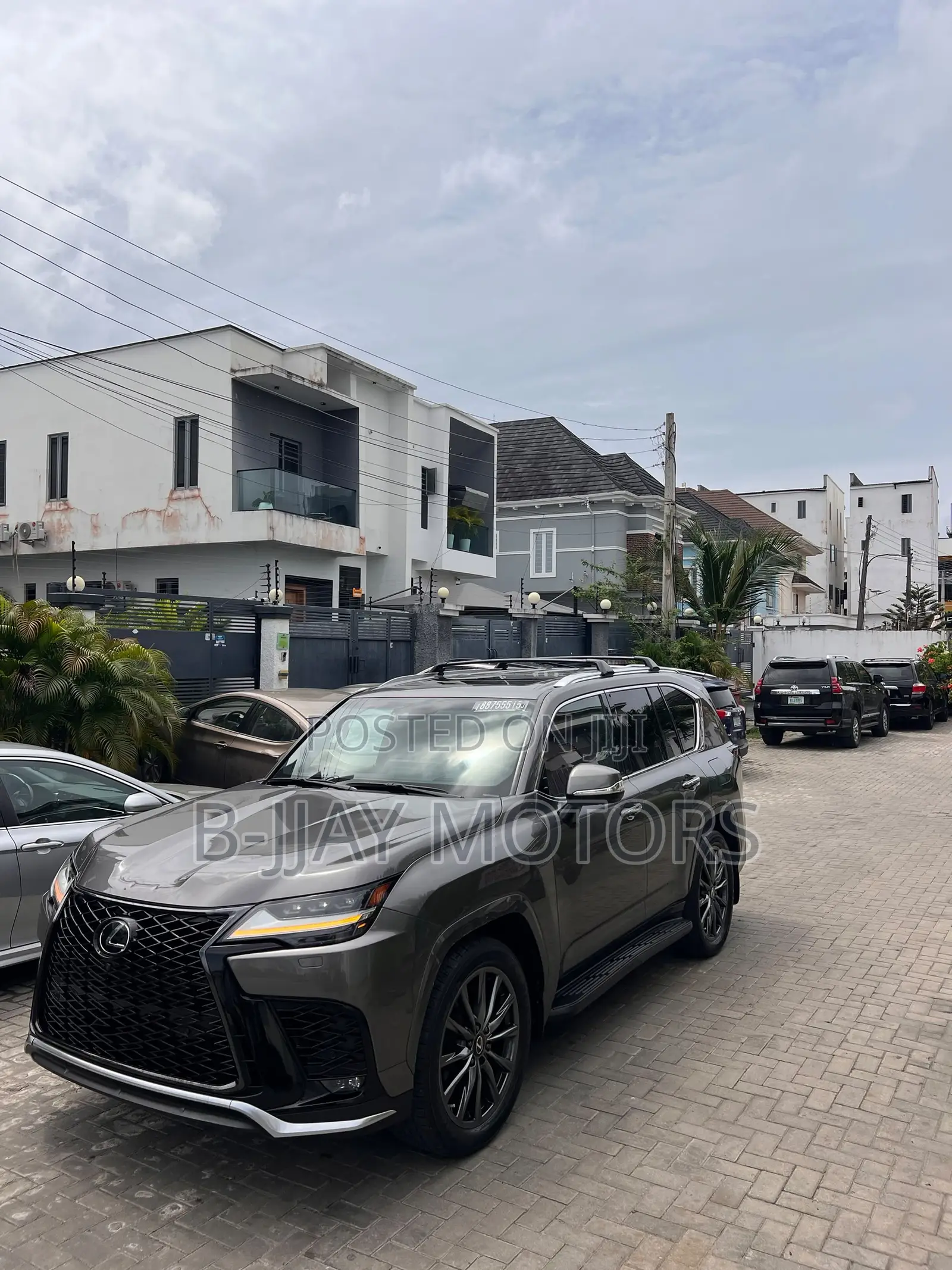 Lexus LX 600 2022 Gray