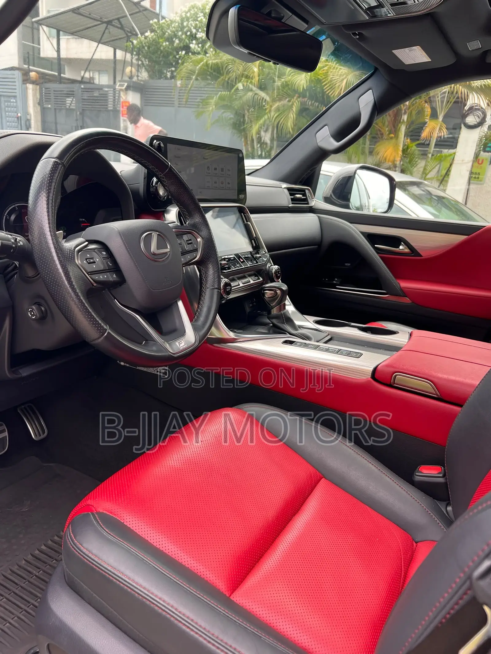 Lexus LX 600 2022 Gray
