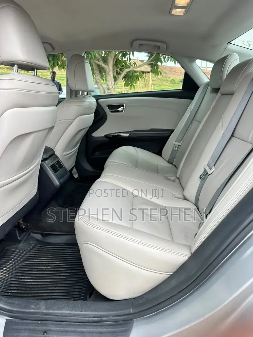 Toyota Avalon 2016 Silver