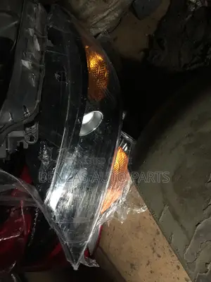Hyundai Sorento 2012 Headlight Replacement
