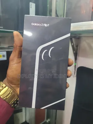 New Samsung Galaxy Z Flip7 256 GB Blue