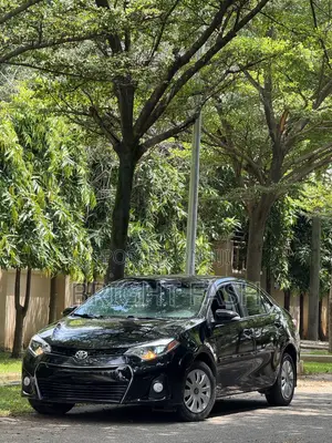 Toyota Corolla S 4dr Sedan (1.8L 4cyl CVT) 2014 Black