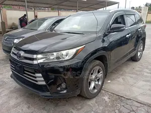 Toyota Highlander 2016 Black