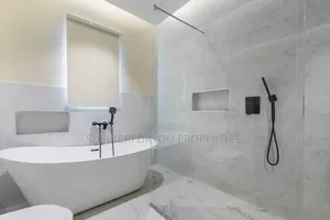 2bdrm House in Lekki Phase 1 for rent