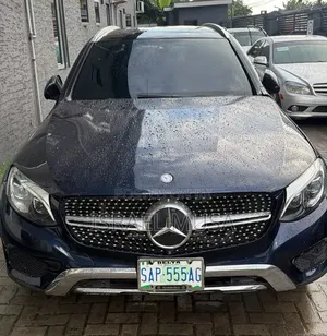 Mercedes-Benz GLC-Class 2017 Blue