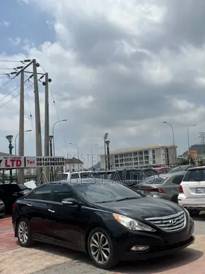 Hyundai Sonata 2013 Black