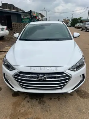 Hyundai Elantra ECO 2018 White
