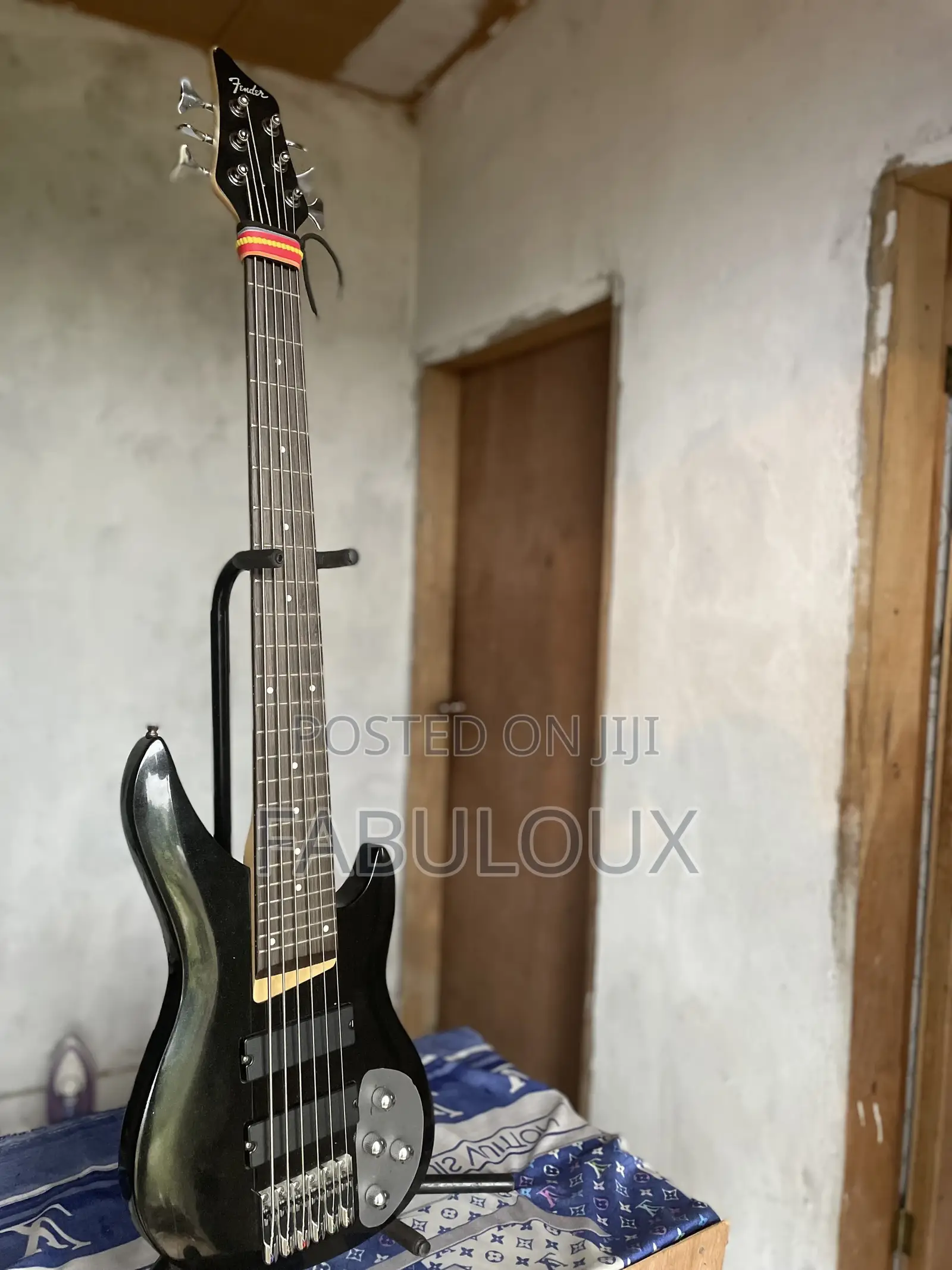 6strings Bass Guitar