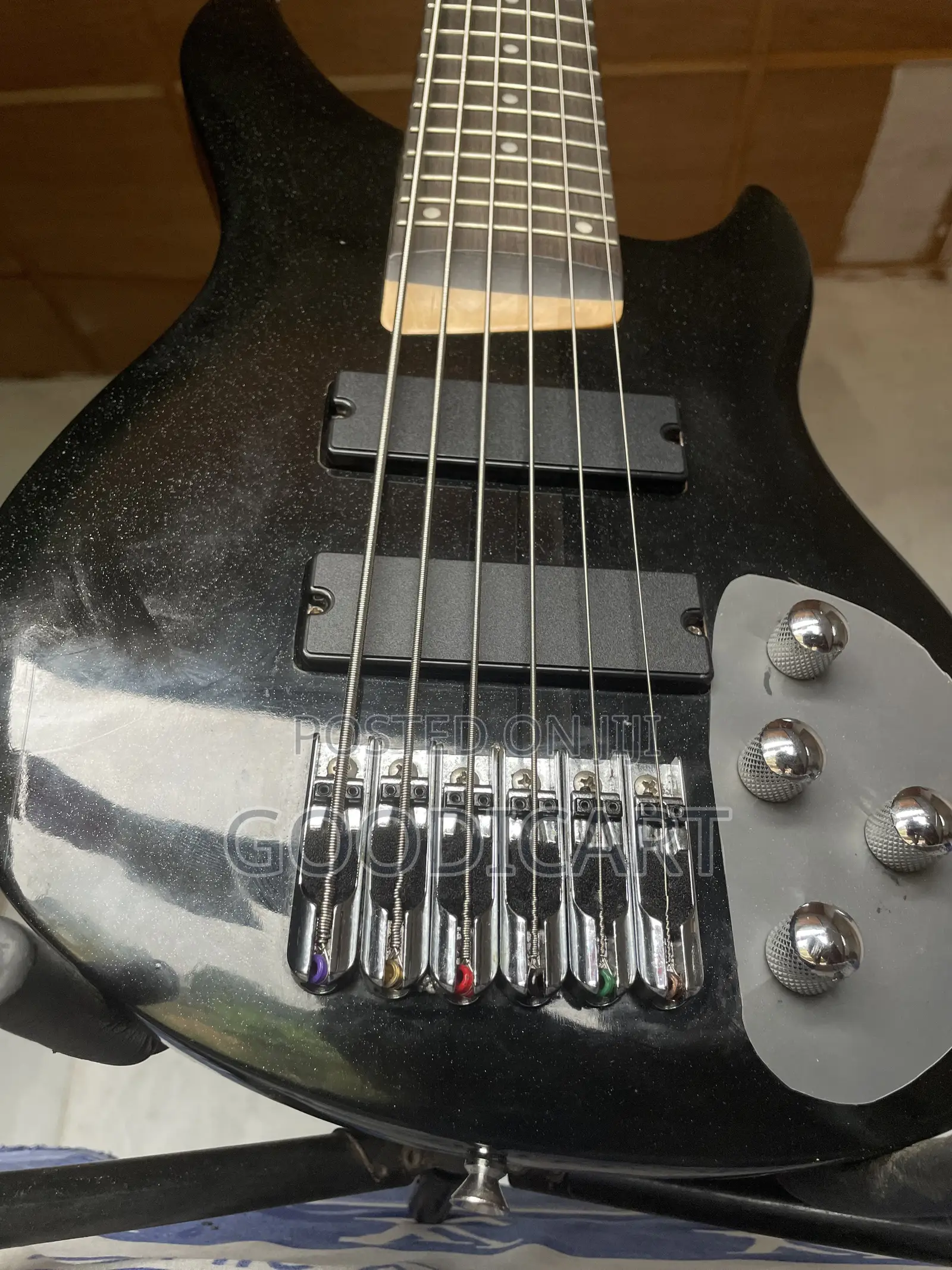 6strings Bass Guitar