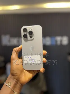 Apple iPhone 15 Pro 256 GB Gray