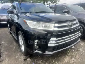 Toyota Highlander Limited 2019 Black