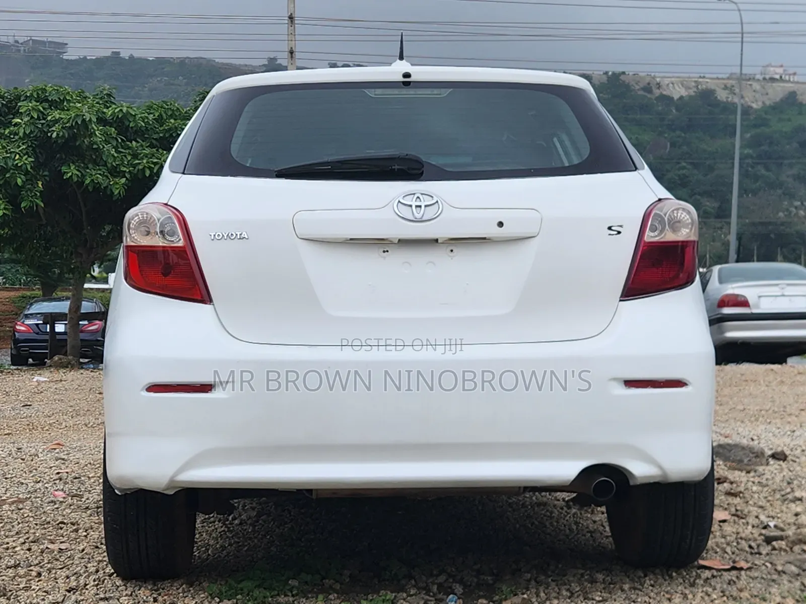 Toyota Matrix 2010 White