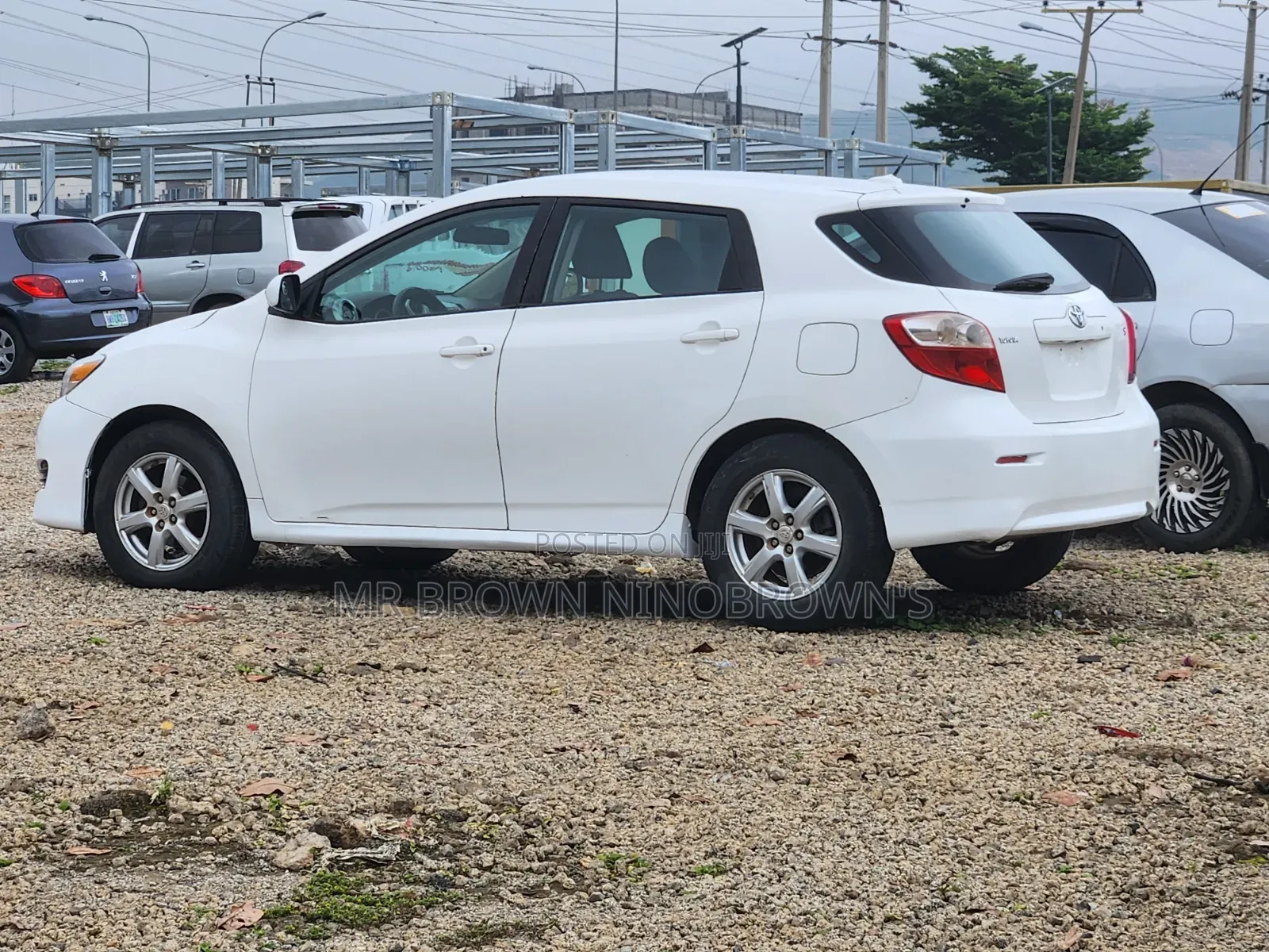 Toyota Matrix 2010 White