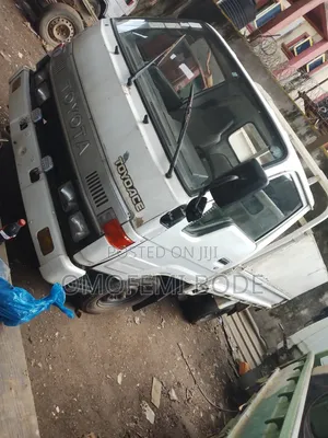 Toyota Dyna 150 First Body Four Tyres With Petrol Engine