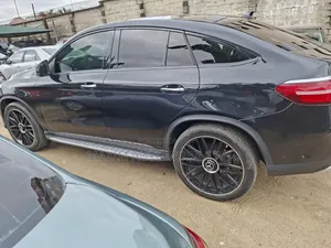 Mercedes-Benz GLE-Class 2017 Black
