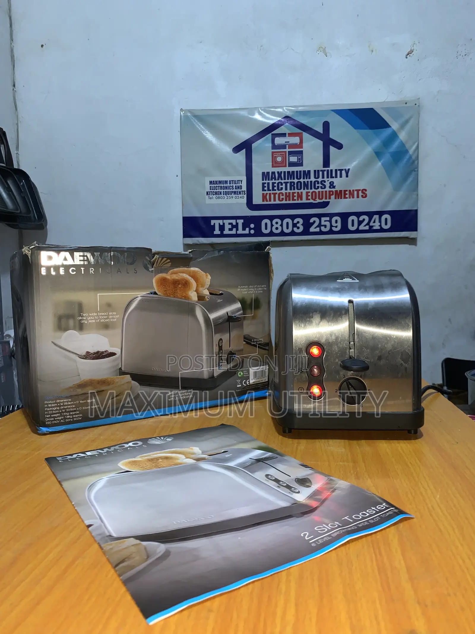 Daewoo 2 Slice 800 Watts Low Energy Consumption Pop Up Toaster