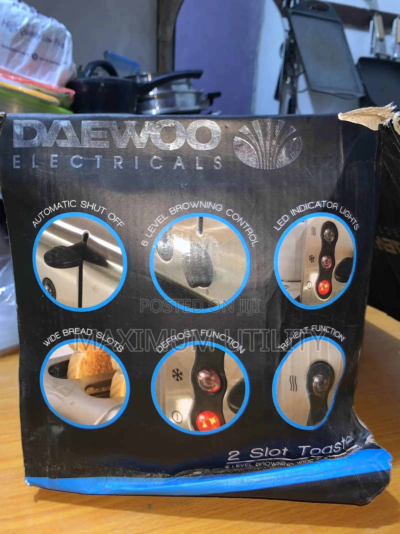 Daewoo 2 Slice 800 Watts Low Energy Consumption Pop Up Toaster