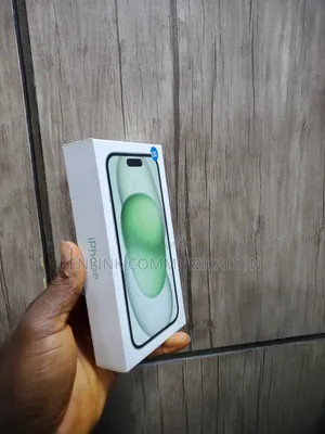 New Apple iPhone 15 128 GB Green